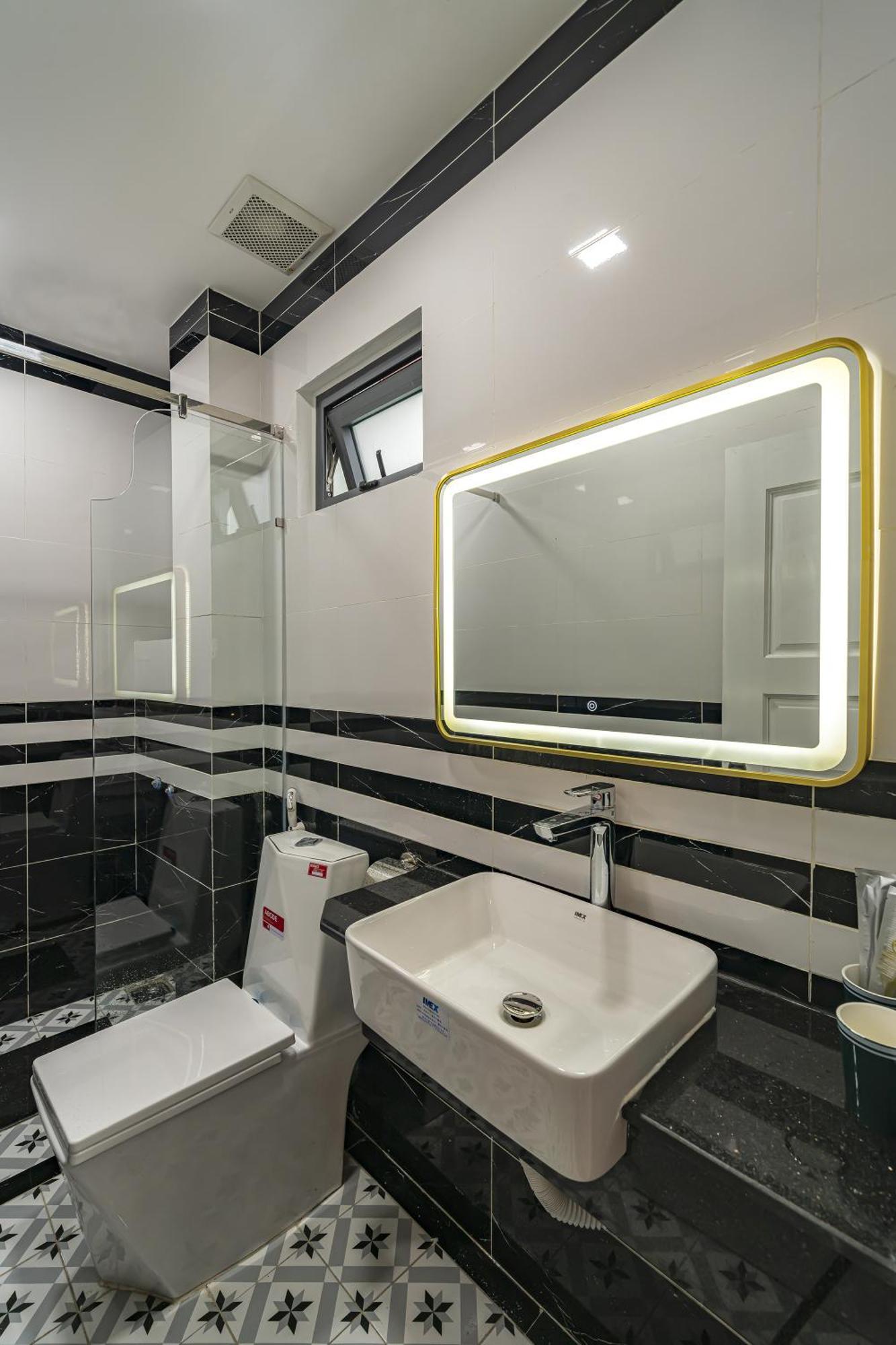 Collection O Vyvy Airport Hotel Ho Şi Min Dış mekan fotoğraf